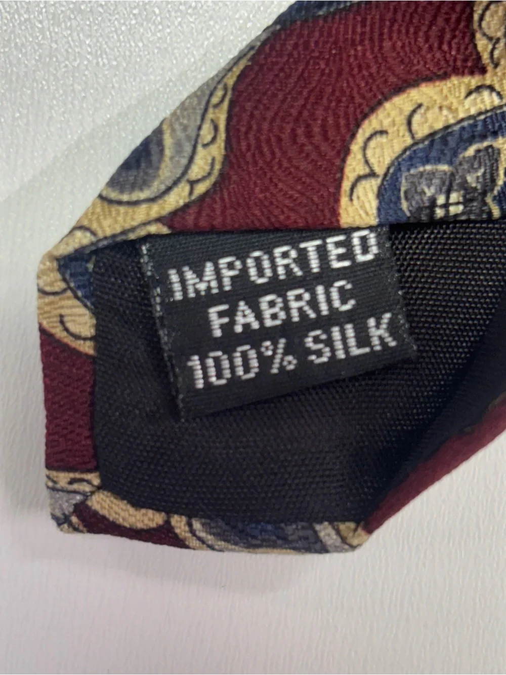 Vintage 90s Geoffrey Beene 100% Silk Burgundy Paisley Tie Made in USA